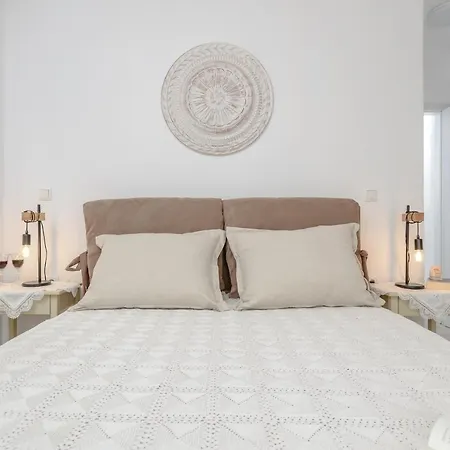 Naxian Wave Seaside Vila